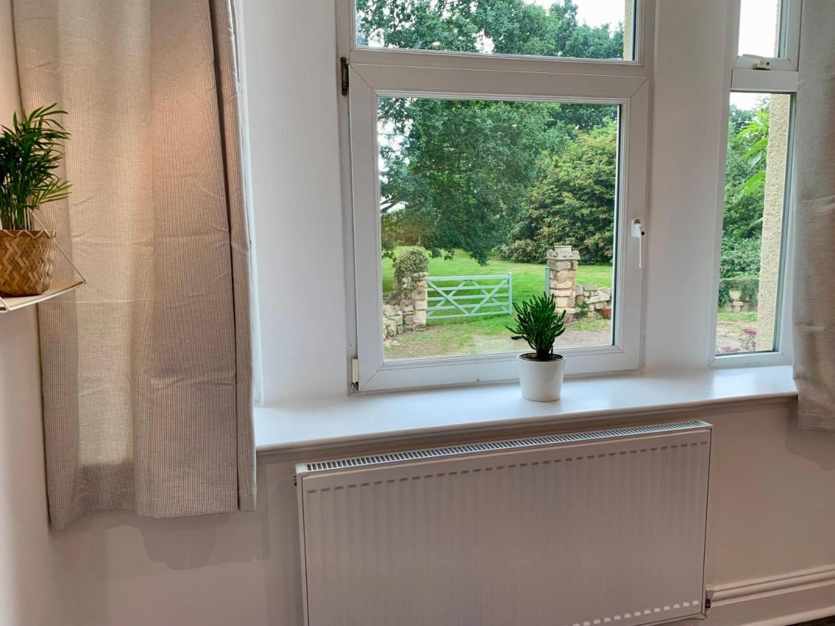 Stunning Rural Apartment - Sleeps 4 - Parking リッチフィールド エクステリア 写真